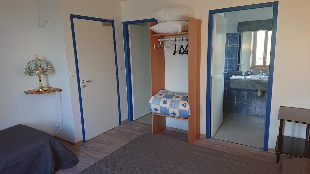 Auberge Le Cevenol La Cavalerie Exteriör bild