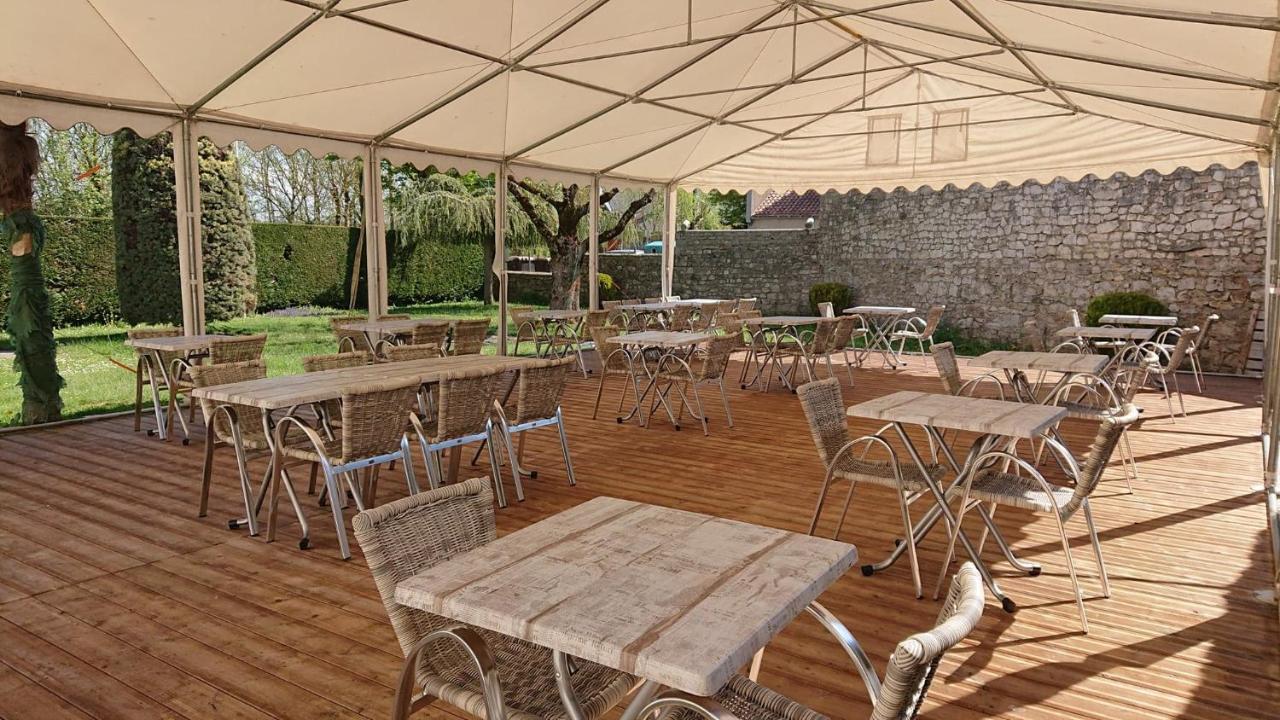 Auberge Le Cevenol La Cavalerie Exteriör bild